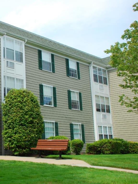 Saugus Commons Associates LLC Apartments in Saugus, MA